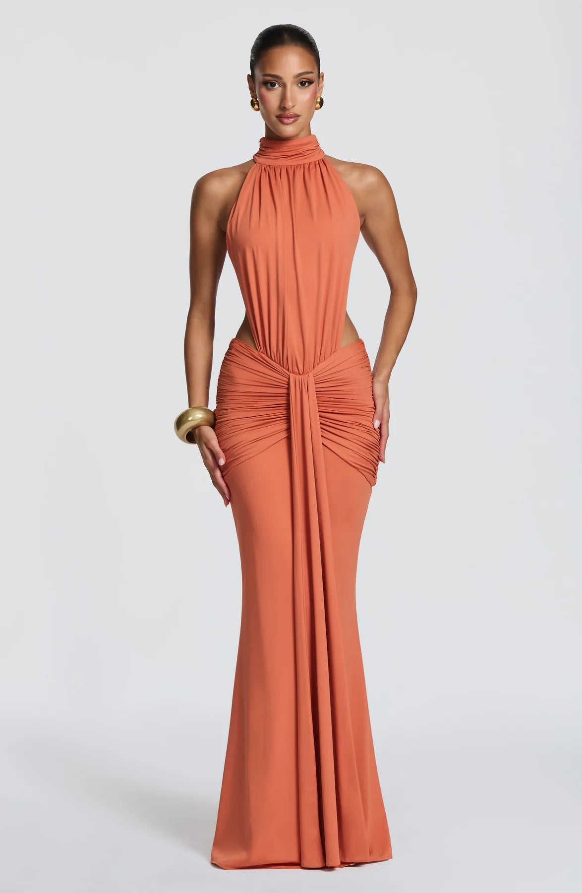 Cutout Mock-Neck Maxi Dress. Featuring architectural waist draping, side cutouts, and a sophisticated high-neck silhouette.Suitable for all party occasions.