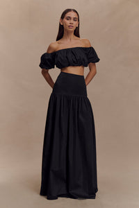 Dramatic Black Puff-Sleeve Resort Set