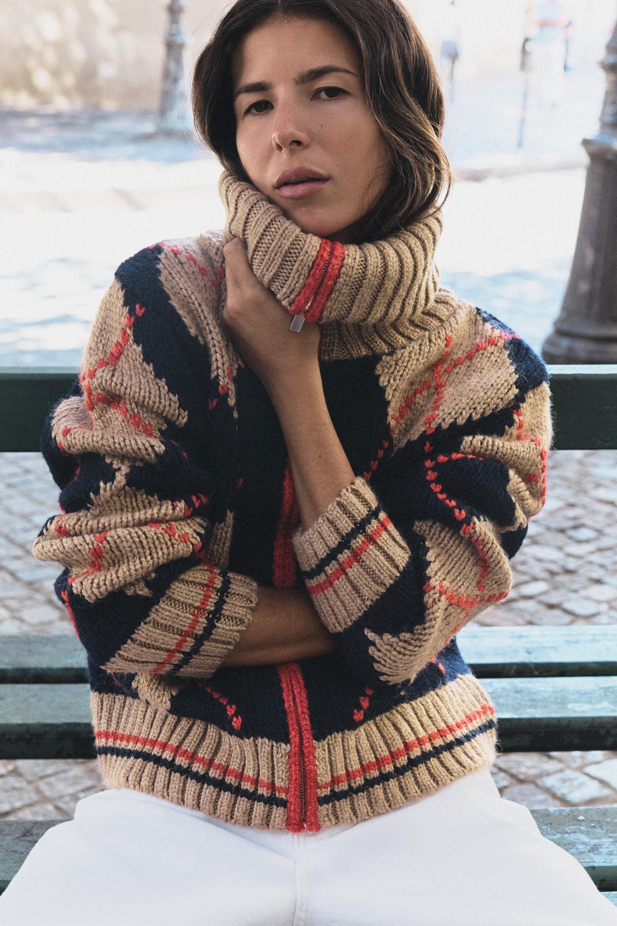 Featuring a bold classic Argyle plaid, a casual zip-front closure,this knit jacket is the ultimate statement piece for luxury resort getaways.
